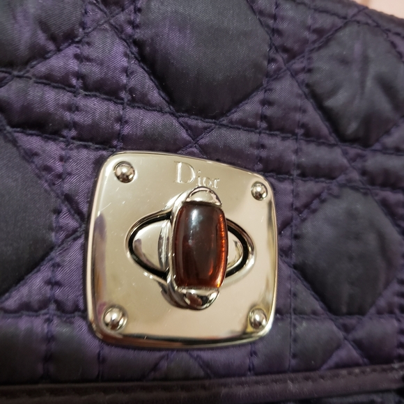 6️⃣5️⃣0️⃣Auth Lock Medium tote nylon cannage - Picture 9 of 15